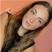 Soy una estudiante con amplios conocimientos en fisica quimica y matematicas ademas de en ingles